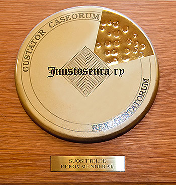 Juustoserua suosittelee